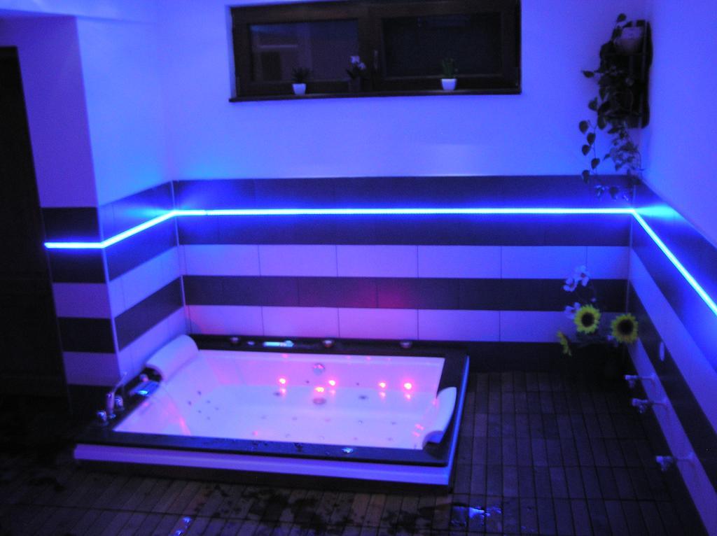 Kovacsszenaja Vendeghaz Villa Ngoại thất bức ảnh